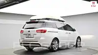 2017 KIA Carnival