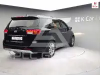 2017 KIA Carnival
