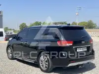 2017 KIA Carnival
