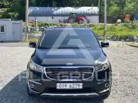 2017 KIA Carnival
