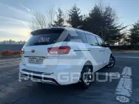 2017 KIA Carnival