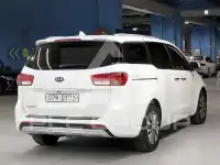 2017 KIA Carnival