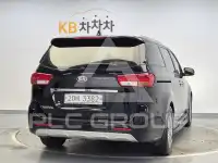 2017 KIA Carnival