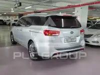 2017 KIA Carnival