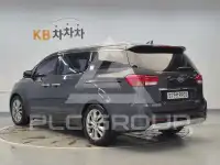 2017 KIA Carnival
