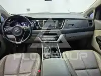 2017 KIA Carnival