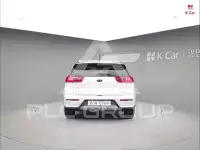 2017 KIA Niro