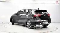 2017 KIA Niro