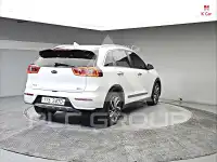 2017 KIA Niro