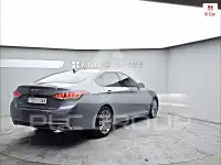 2017 Genesis G80