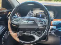 2017 Genesis EQ900