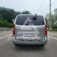 2017 Hyundai Starex