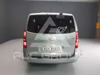 2017 Hyundai Starex