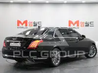 2018 Genesis EQ900