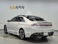 2020 Lincoln MKZ