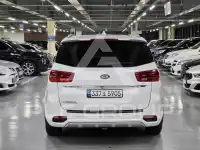 2020 KIA Carnival
