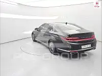 2021 Genesis G90