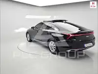 2022 KIA K8