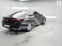 2022 KIA K8