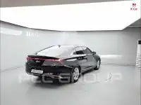 2022 KIA K8