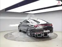 2022 KIA K8