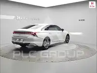 2022 KIA K8