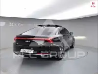 2022 KIA K8