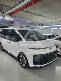 2022 Hyundai Staria