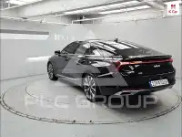 2023 KIA K8
