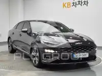 2023 KIA K8