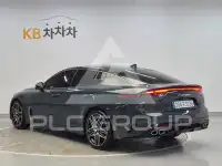 2023 KIA Stinger