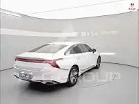 2023 KIA K8