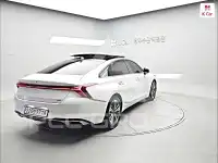 2023 KIA K8