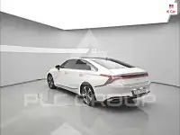 2023 KIA K8