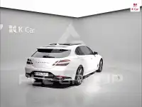 2023 Genesis G70