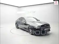 2023 Genesis G70