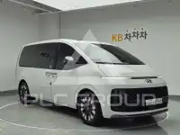 2023 Hyundai Staria