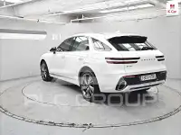 2024 Genesis GV70