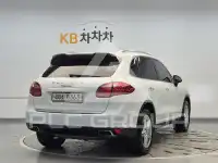 2014 Porsche CAYENNE