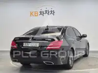 2015 Hyundai Equus