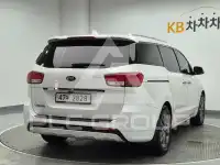 2015 KIA Carnival