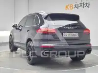 2015 Porsche CAYENNE