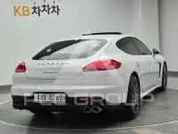 2015 Porsche Panamera