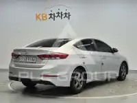 2017 Hyundai Avante