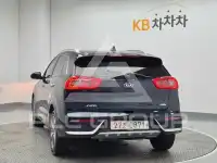 2017 KIA Niro