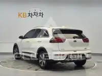 2017 KIA Niro