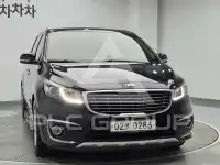 2017 KIA Carnival