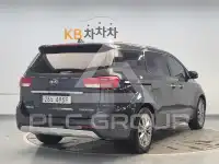 2017 KIA Carnival