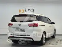 2016 KIA Carnival