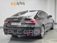 2017 Genesis G80